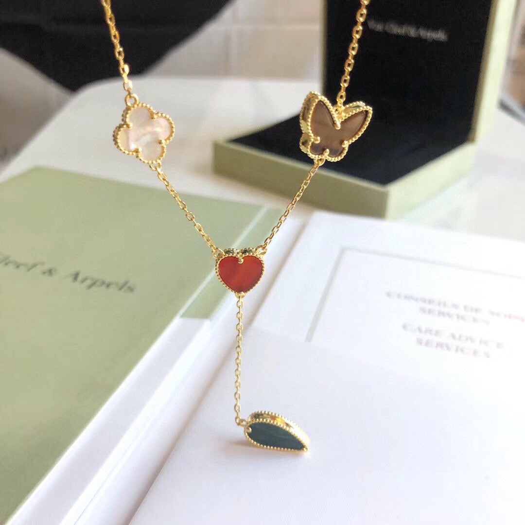 [⭐Aura ]LUCKY SPRING 4 MOTIFS ROSE GOLD NECKLACE