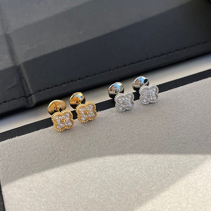 [⭐Aura ]CLOVER MINI DIAMOND STUD EARRINGS